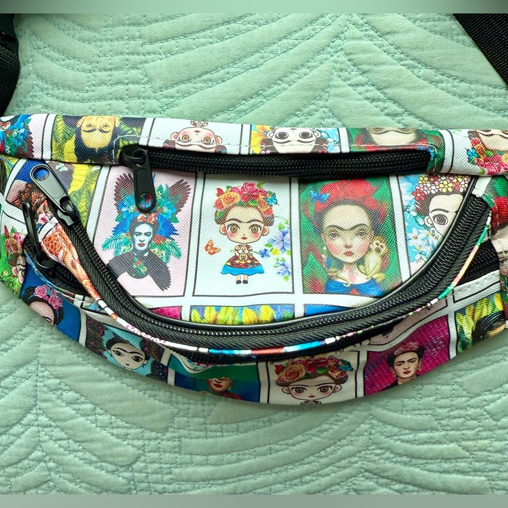 Frida Fanny Waist Bag NWOT - Picture 2 of 4